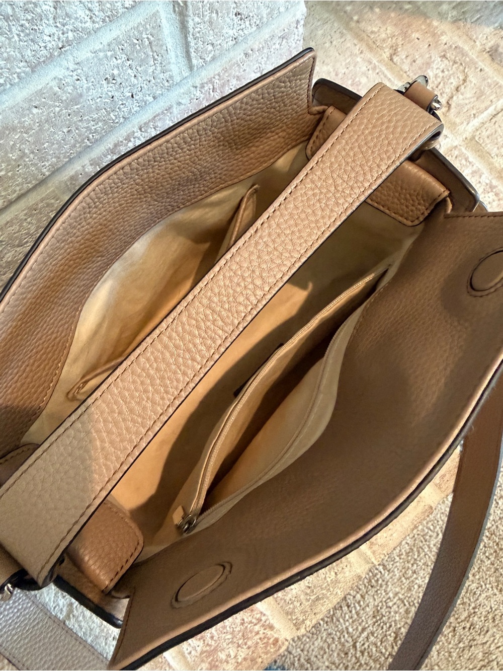 The Horse Clementine — Taupe Pebbled Leather Shoulder Bag - Picture 4 of 4